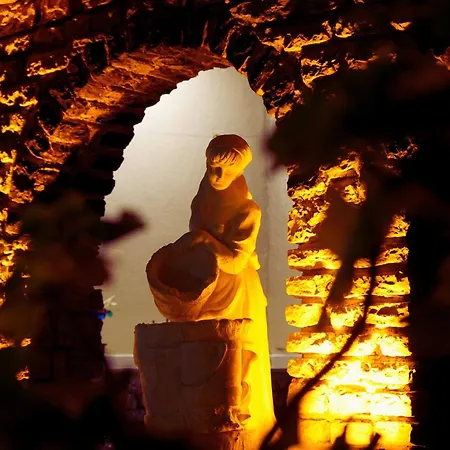 Oscar Seaside & Spa מלון 4*